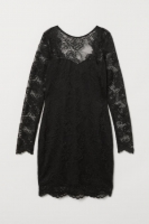 Robe en dentelle 8.99 €