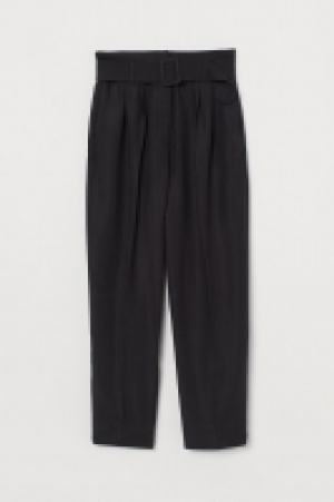 Pantalon 7/8 avec ceinture 16.99 €