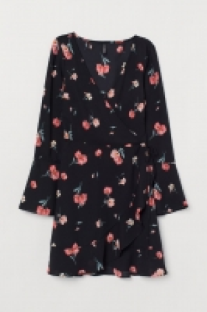 Robe portefeuille en crêpe 16.99 €