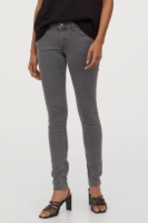 Super Skinny Low Jeans 6.99 €