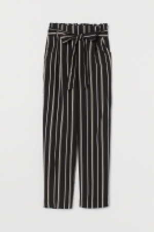 Pantalon paper bag 8.99 €