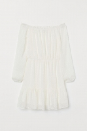 Robe épaules nues 17.99 €