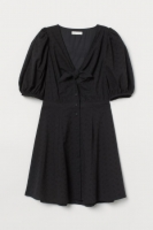 Robe avec broderie anglaise 17.99 €