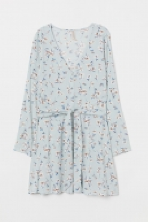 Robe avec ceinture à nouer 13.99 €