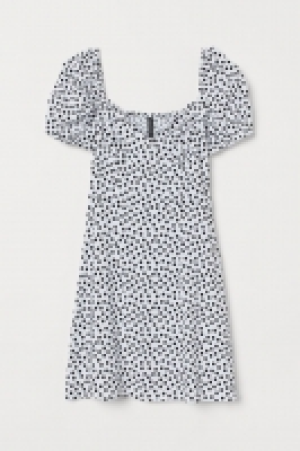 Robe à manches bouffantes 17.99 €