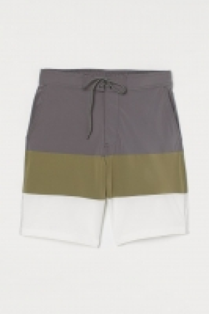 Short de bain long 12.99 €