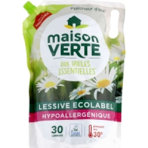 Lessive liquide - Hypoallergénique - Concentrée - Aux huiles essentiel 10.49 €