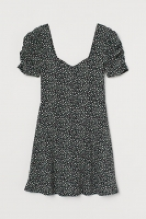 Robe à manches bouffantes 6.99 €