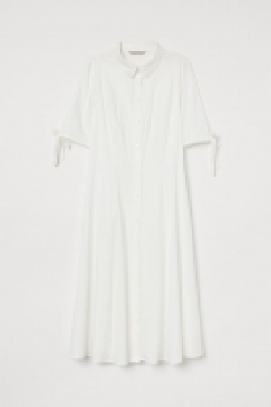 HM  Robe chemise en satin de coton