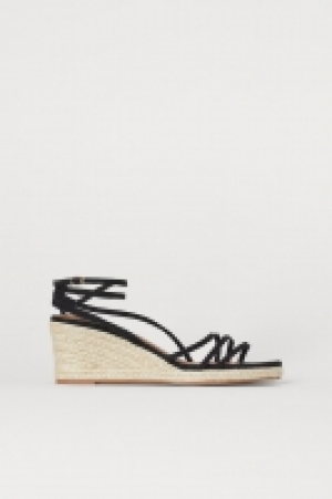 Sandales à talon compensé 9.99 €