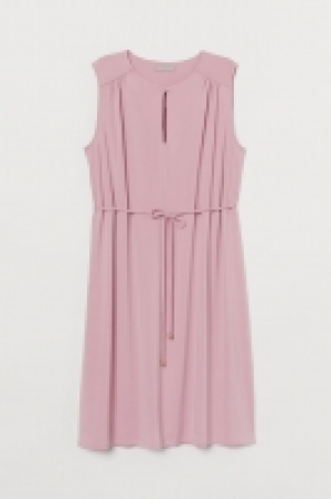 Robe avec ceinture à nouer 8.99 €