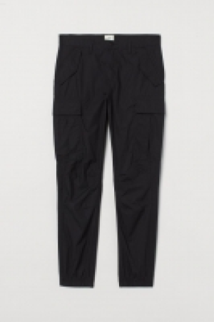 Pantalon cargo en coton 24.99 €