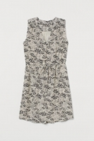 Robe avec ceinture à nouer 11.99 €