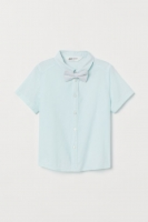 Chemise et nud papillon 4.99 €