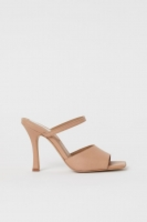 Sandales en cuir 44.99 €