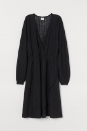 Robe en jersey à encolure en V 17.99 €