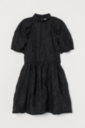Robe en tissu jacquard 44.99 €