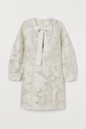 HM  Mini-robe à motif jacquard