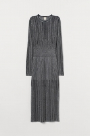 Robe scintillante 29.99 €