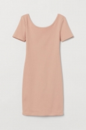 Robe moulante côtelée 9.99 €