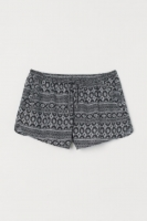 HM  Short court en viscose