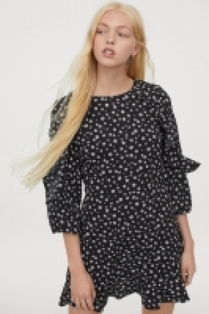 Robe volantée 9.99 €