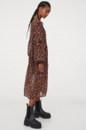 Robe à volants 9.99 €