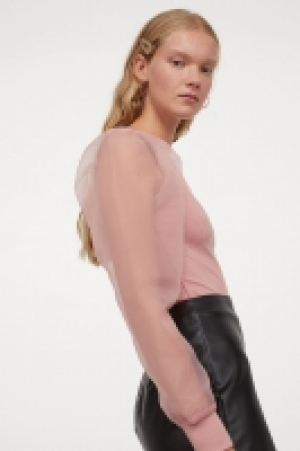 HM  Top avec manches en organza