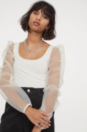 Crop top à manches bouffantes 14.99 €