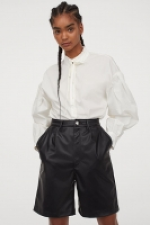 Short 29.99 €