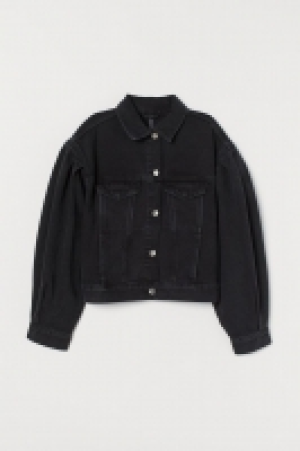 Veste en jean carrée 34.99 €