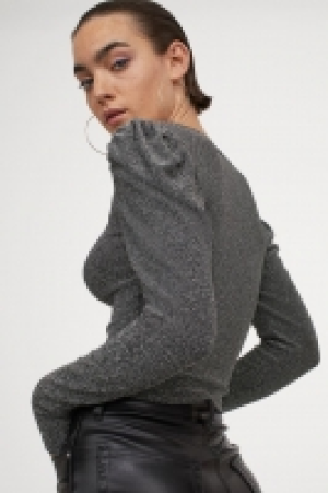 Top à manches bouffantes 6.99 €