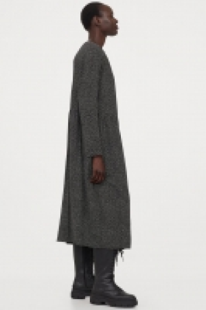 Robe de longueur mi-mollet 12.99 €