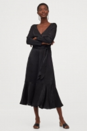 HM  Robe en satin brillant