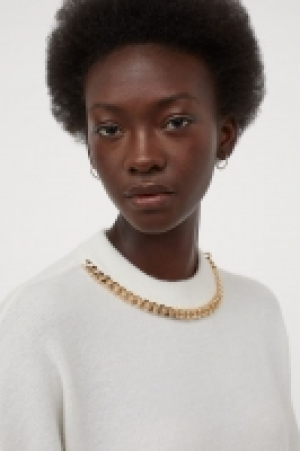 Pull avec chaîne 12.99 €