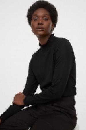 Pull à col semi-montant 10.99 €