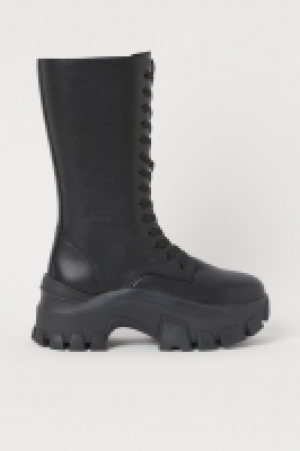 HM  Bottines épaisses en cuir