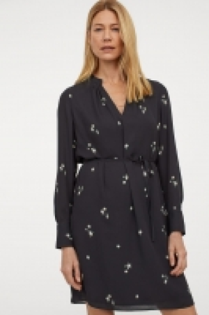 Robe avec liens à nouer 15.99 €