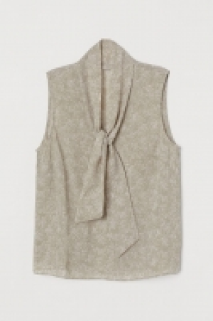 Top avec détail noué 9.99 €