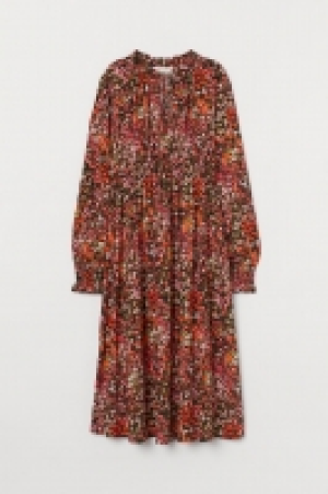 HM  MAMA Robe à col volanté