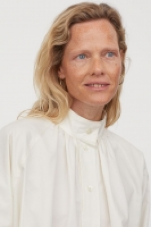 HM  Blouse en soie mélangée