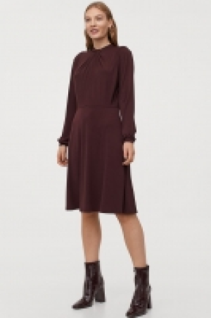 Robe de longueur genou 14.99 €