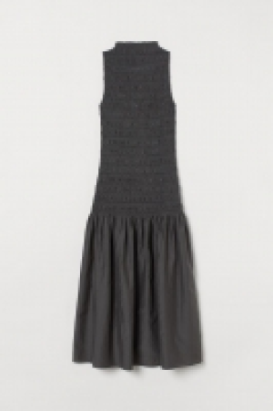 Robe longue en soie mélangée 107.40 €