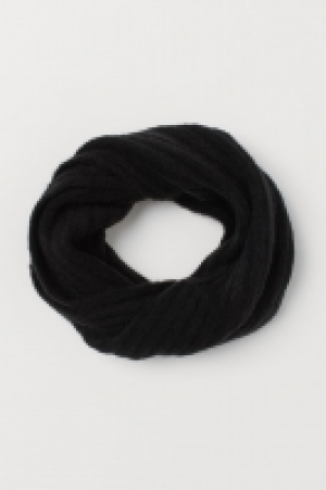Snood en maille côtelée 6.99 €