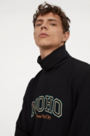 T-shirt col roulé imprimé 8.99 €
