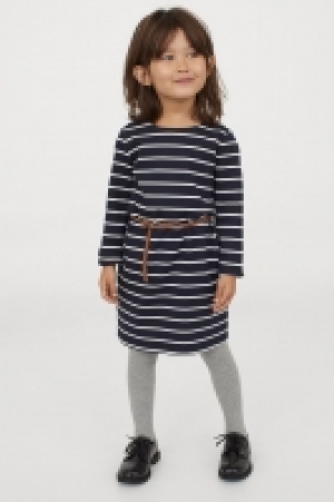 Robe avec ceinture 7.99 €