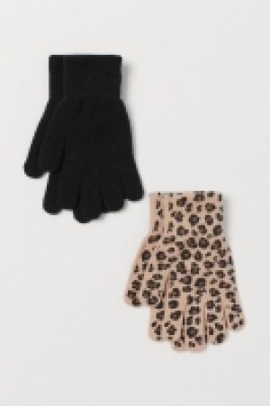 Lot de 2 paires de gants 2.99 €