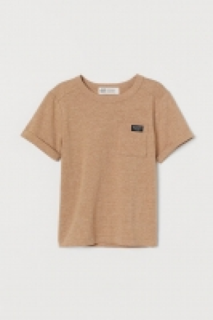 T-shirt avec poche de poitrine 4.99 €