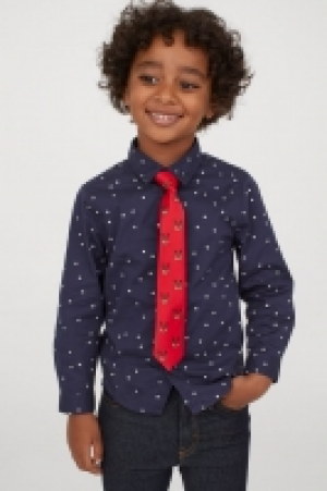 Chemise et cravate/nud 9.99 €