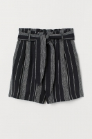 Short paper bag 8.99 €